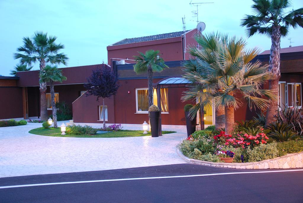 Alcantara Resort Di Charme Adults Only Gaggi Exterior photo